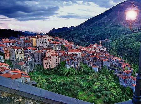 Il Rifugio Del Cavaliere Κατάλυμα σε φάρμα *