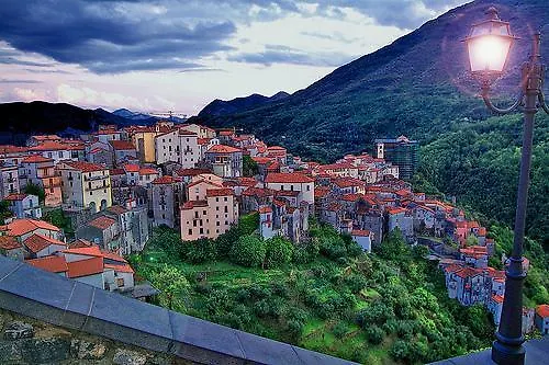 Il Rifugio Del Cavaliere مزرعة للإقامة *